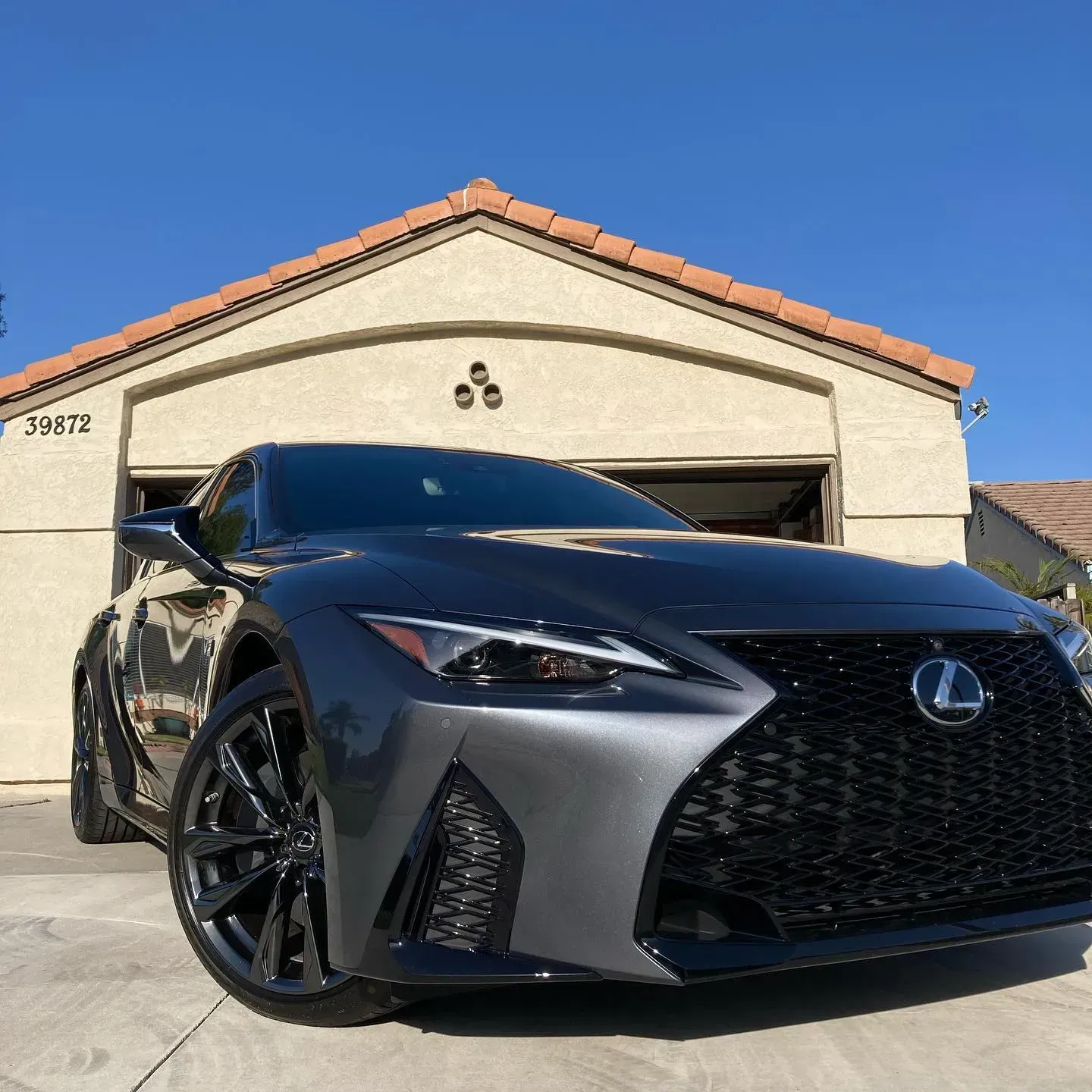 Lexus IS